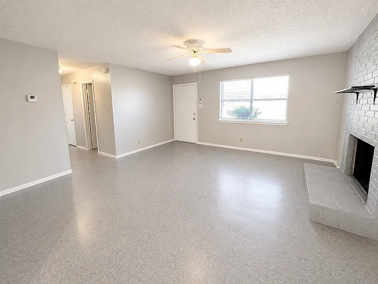 507 Thelma Dr #A — Photo 3