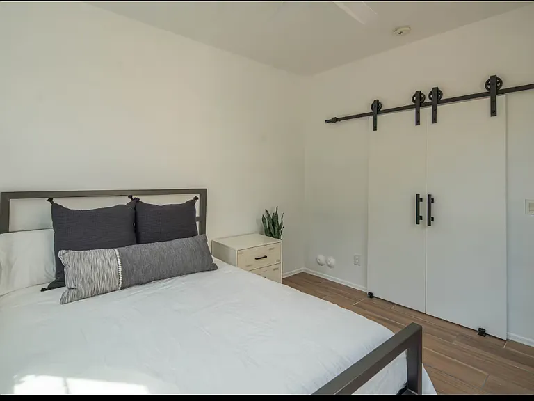 2392 W Dusty Wren Dr — Photo 11