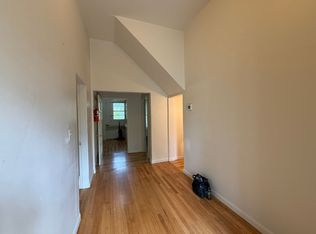 5770 26th Ave NE, Seattle, WA 98105