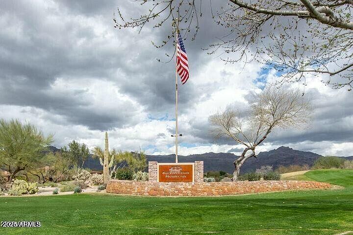 2nd image of 3088 S PROSPECTOR Circle