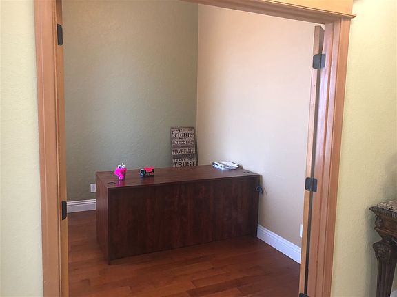 5th image of 3206 Avenue A