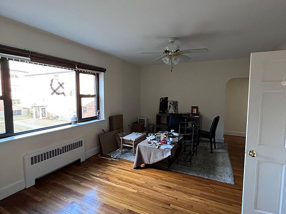3rd image of 112 Longwood Ave #8