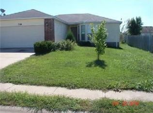 316 E Green Acres Rd, Rogers, AR 72758