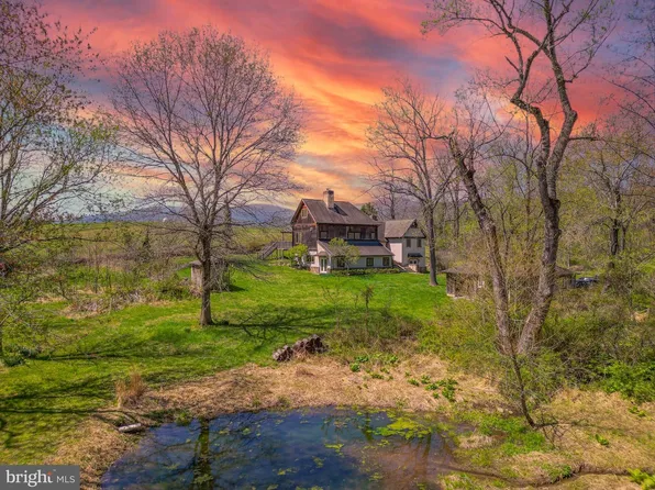 45 Shootz Hollow Rd, Huntly, VA 22640