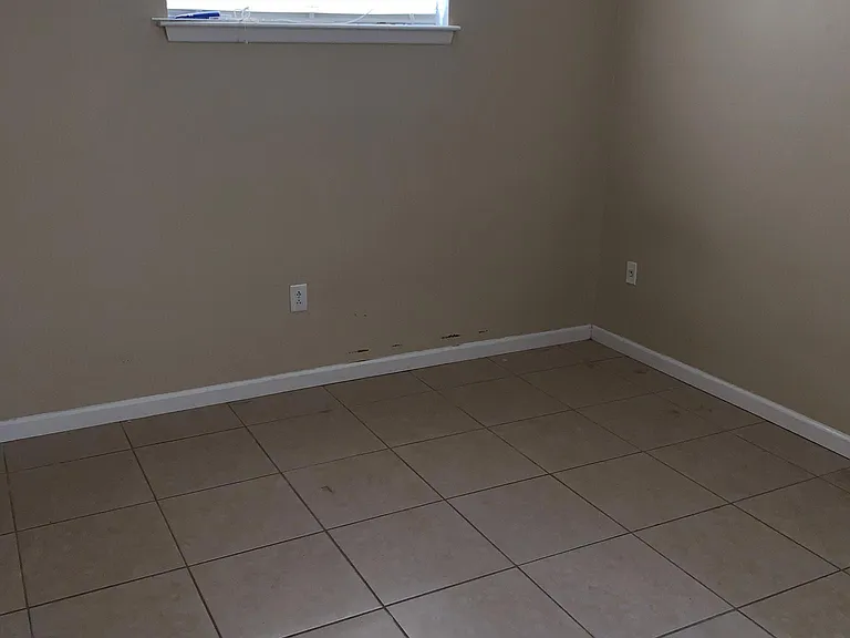 825 Jennifer Jean Dr #825 — Photo 3