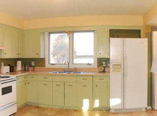 2524 Copeland Rd, Maple Plain, MN 55359