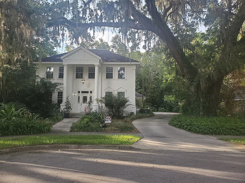 This Enchanting Palm Beach Home Is Steeped in Bold Italian-Inspired Design  | Architectural Digest, image size:1024x768