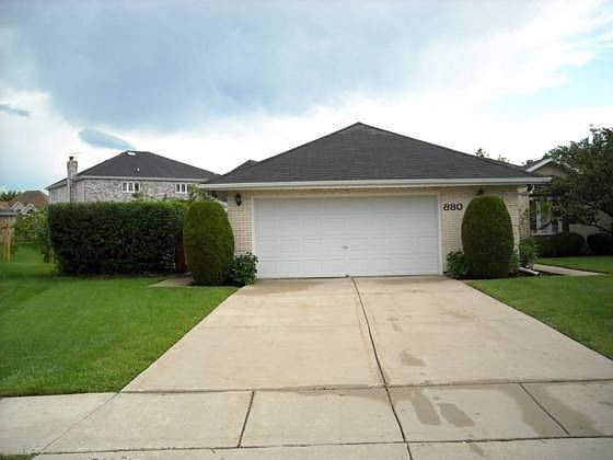 1st image of 880 Carlow Dr