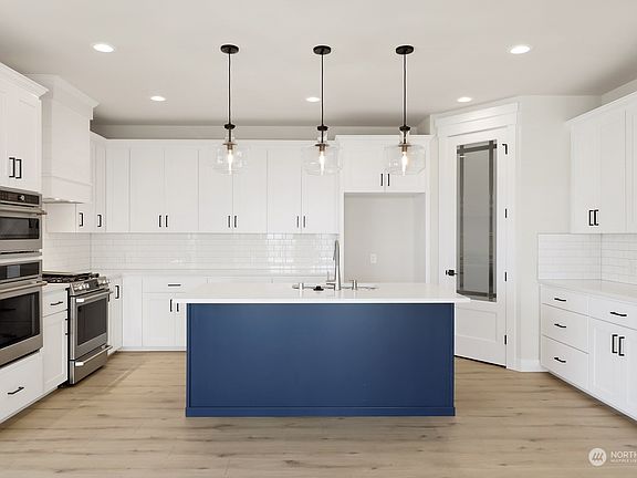 5th image of 5424 Lonicera Drive