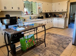 101 7th St #2, Olyphant, PA 18447