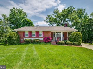 212 Coralhaven Ct, Lutherville Timonium, MD 21093