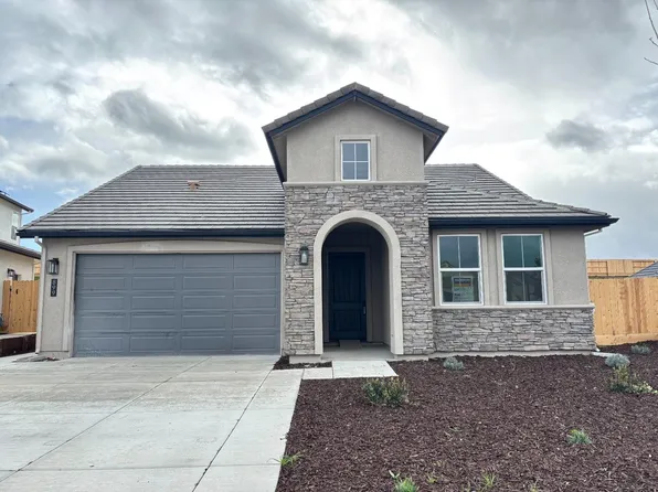 899 Sienna Ct, Hollister, CA 95023