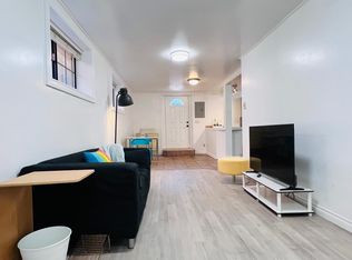 1423 N 45th St #B, Seattle, WA 98103