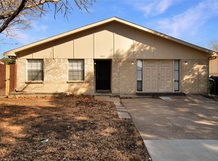 4114 Hartford Dr, Garland, TX 75043