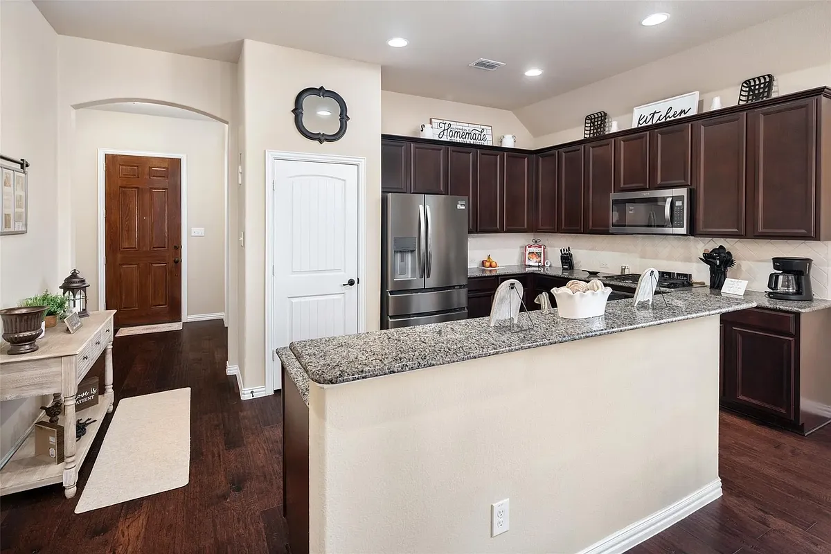 Building Photo - 11828 Hamptonbrook Dr