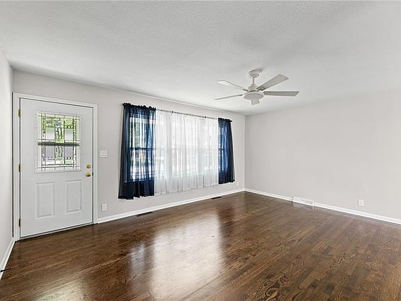 5th image of 8100 E 90th Ter