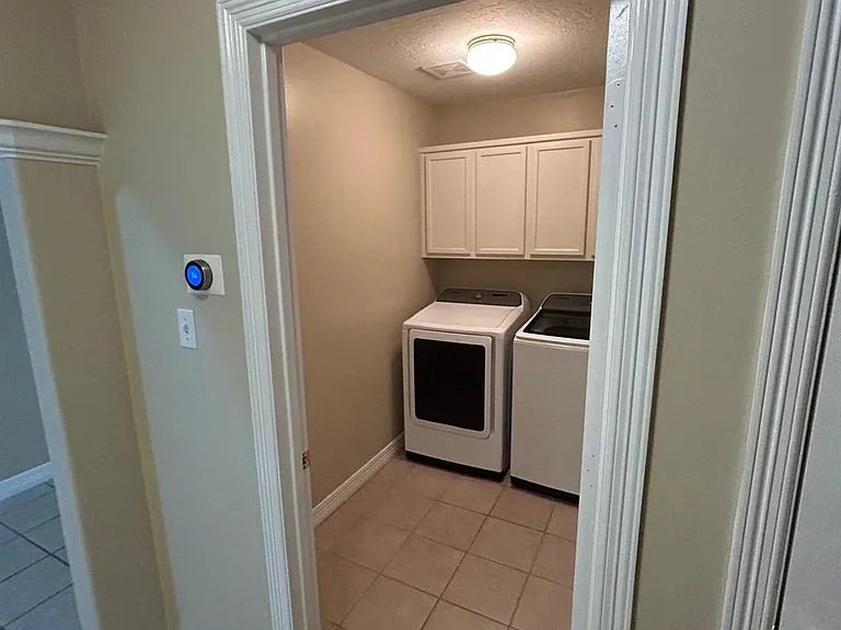 3702 Mystic Cir — Photo 20