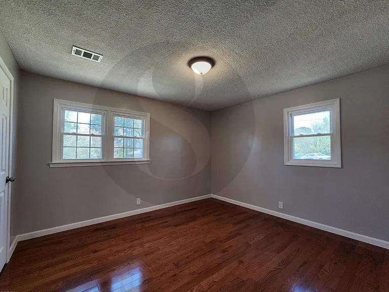 2602 Lake Harbin Rd — Photo 17