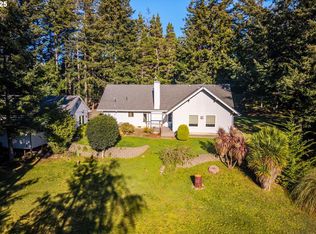 54177 Morrison Rd, Bandon, OR 97411