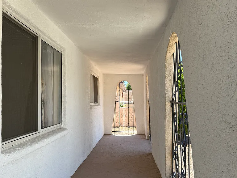 2834 Montclaire Dr NE — Photo 25
