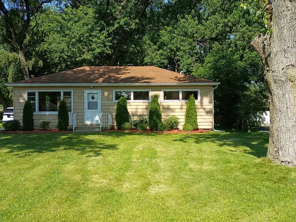 4666 Woodbridge St, Gary, IN 46408