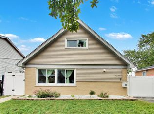 12231 S Lawndale Ave, Alsip, IL 60803