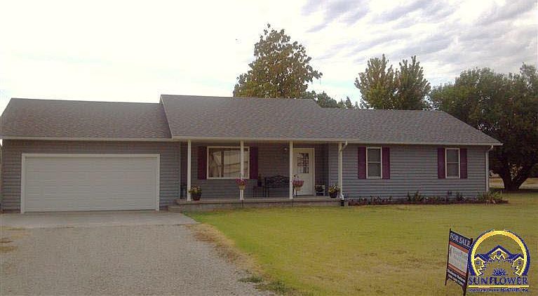 2nd image of 615 14th St