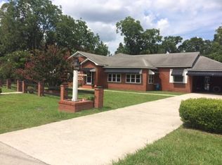 52 Frank S Sessoms Mem Hwy, Homerville, GA 31634