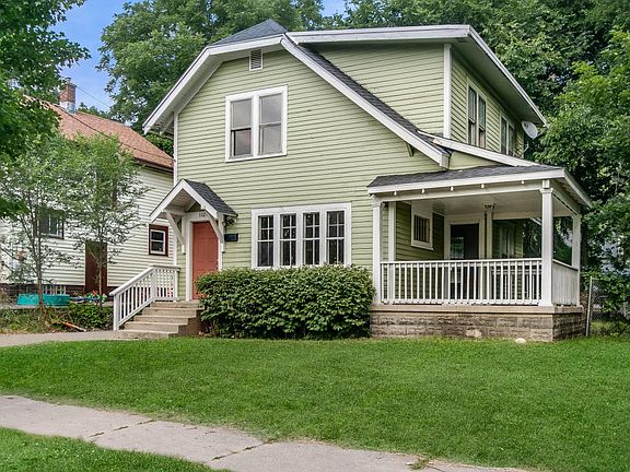 2nd image of 1020 Neland Ave SE