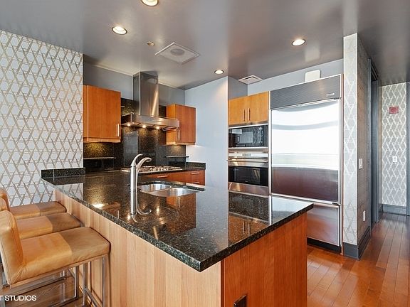 5th image of 401 N Wabash Ave #29E