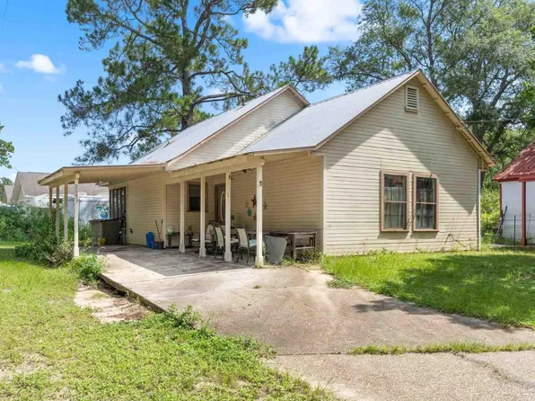 2853 Hidden Springs Dr, Pensacola, FL 32526