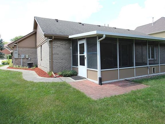 3rd image of 1604 Ashworth Dr