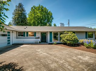 5295 SW Dover Ln, Portland, OR 97225