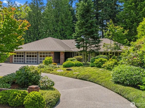 439 NW 162nd Street, Shoreline, WA 98177
