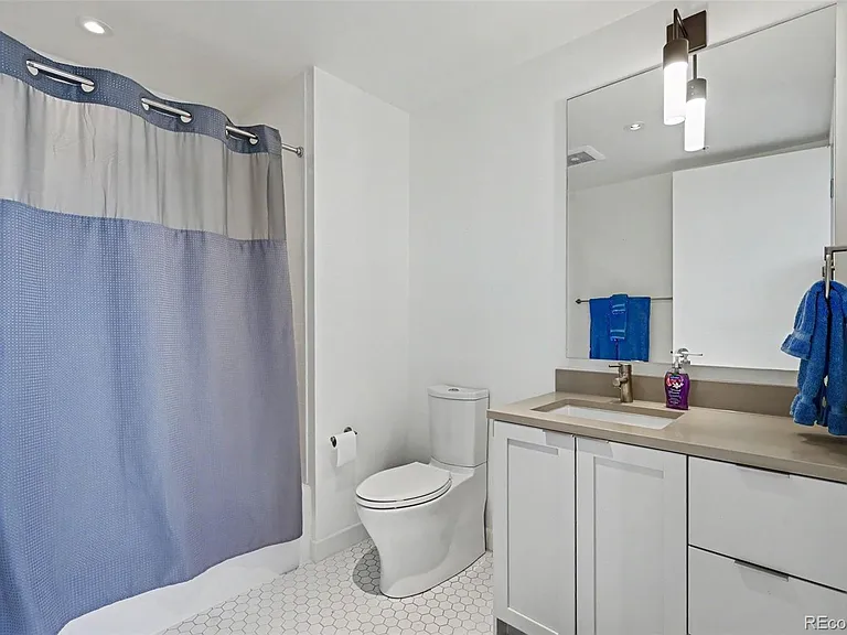 1750 Wewatta St #1521 — Photo 13