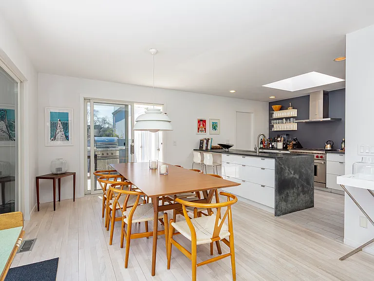 36 Mill Creek Close — Photo 8