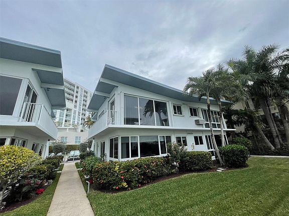 5th image of 425 Bayshore Dr APT 40