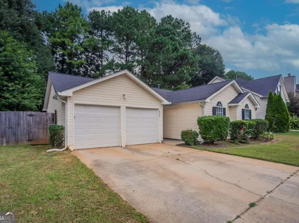 6384 Stonebridge Creek Ln, Lithonia, GA 30058