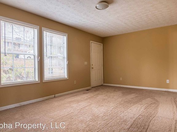 3rd image of 118 Cashmere Dr