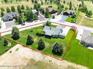 186 Fairway Ave, Thayne, WY 83127