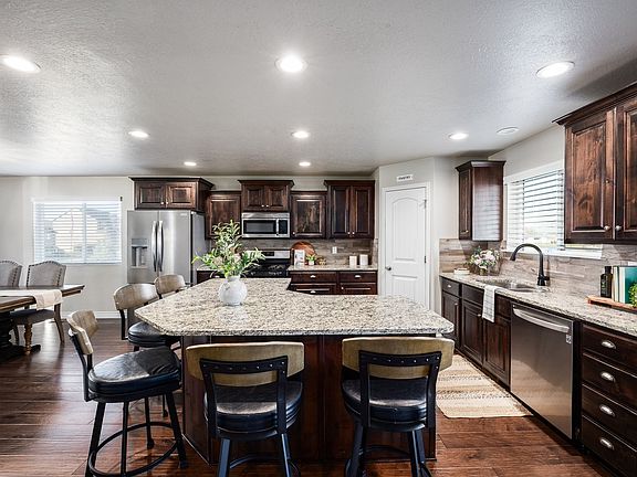 4th image of 4889 W Haven Rd