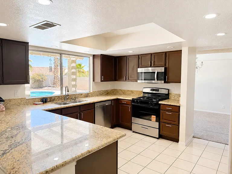 2605 Ashmoore Dr — Photo 8