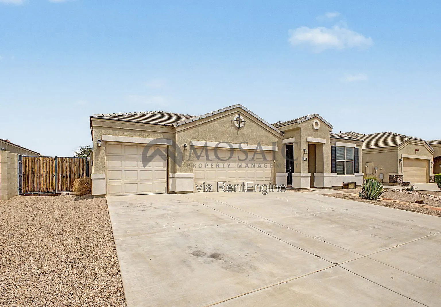 3 bed, 2.0 bath, 1776 sqft, $2,095 — Photo 2
