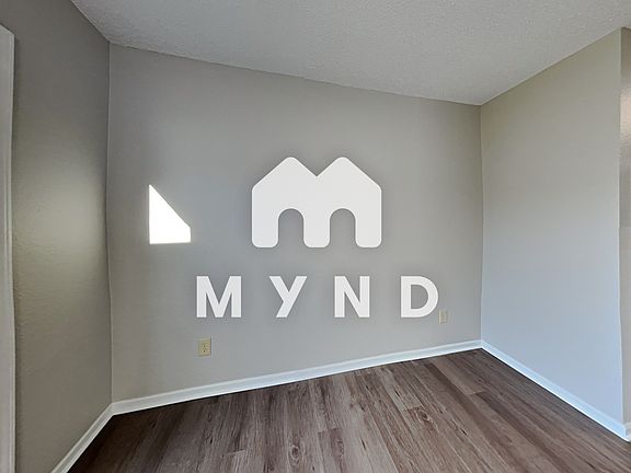 5th image of 6048 Long River Ln