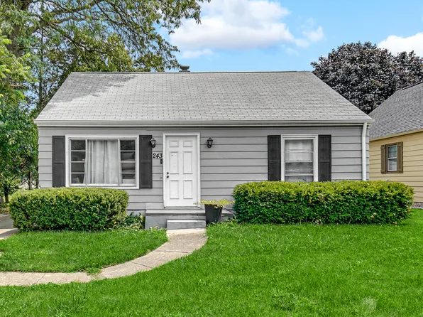 243 S McLean Blvd, Elgin, IL 60123