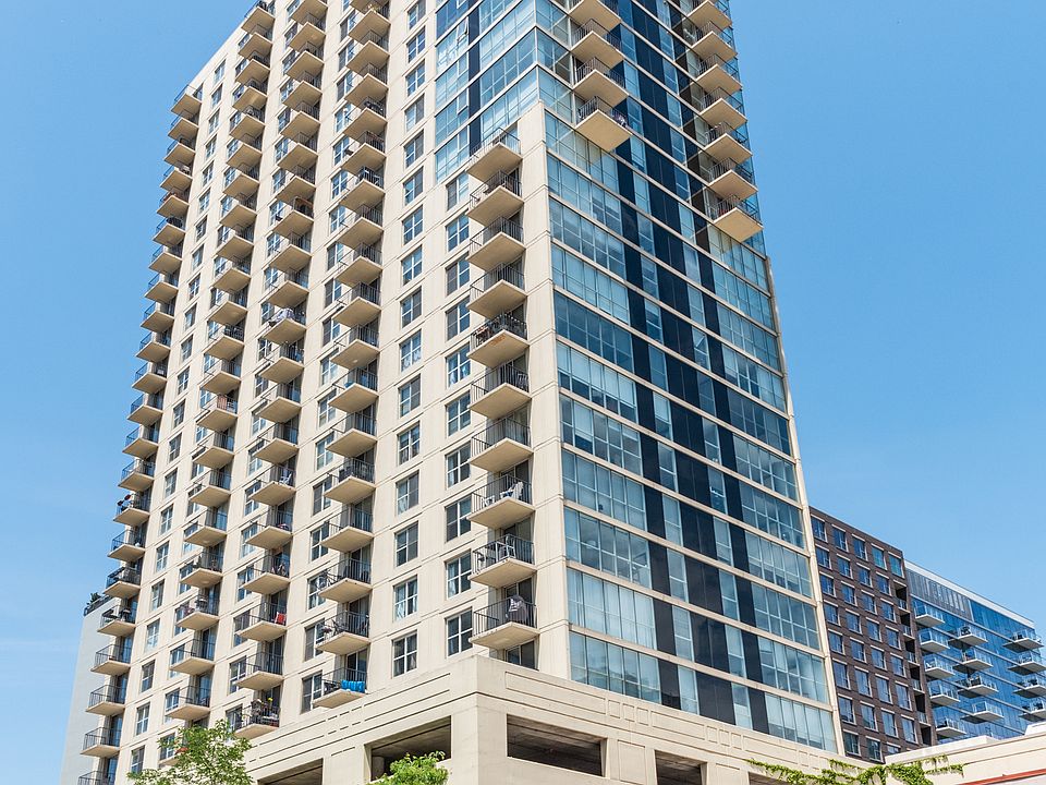 1st image of 1212 N Lasalle St #2707