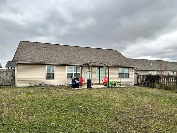 3rd image of 117 Cambridge Dr