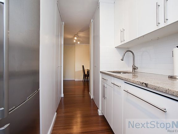 3rd image of 245 E 54th St APT 24R