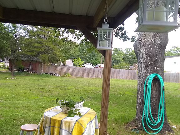 5th image of 21322 Carole St #2