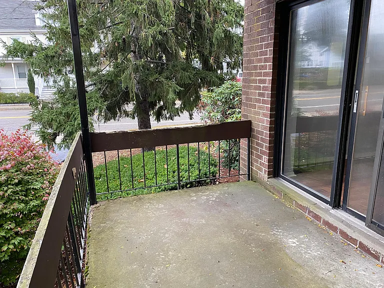 30 Church St #6 — Photo 8